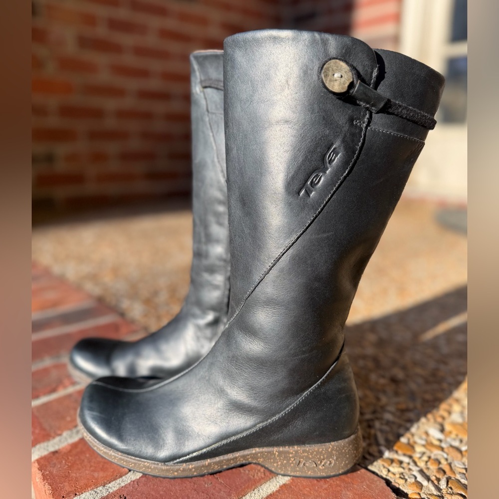 Teva Montecito Women’s Black Leather Mid-Calf Zip Riding Boot Casual Size 6